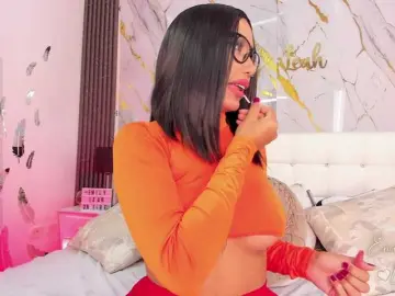 Bongacams Free Porn Cam of EmilyLeah