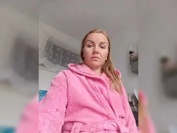 Bongacams Sex Chat of Alenushka888