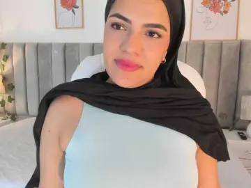 Bongacams Live Porn of mhia-paris