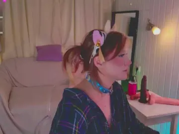 Bongacams Live Porn of CrazyWine