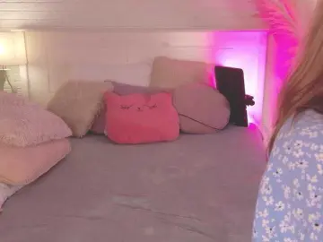Bongacams Free Porn Cam of CrazyWine