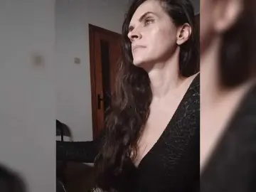 Bongacams Private Sex Chat of SexQueen11