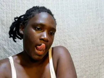 Bongacams Free Live Porn of pretty-lioness