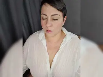 Bongacams Private Sex Chat of --ALEKSA-