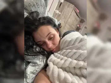 Bongacams Free Porn Cam of Paratrax