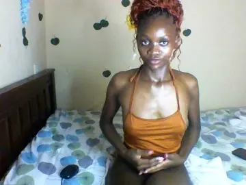 Bongacams Free Live Porn of Luna-Noir