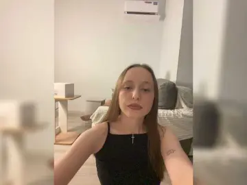 Bongacams Free Porn Cam of PeachPie