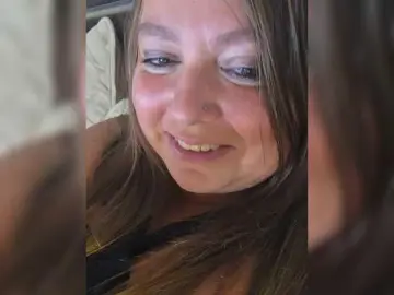 Bongacams Watch Live Sex Cams of HairyCrotch