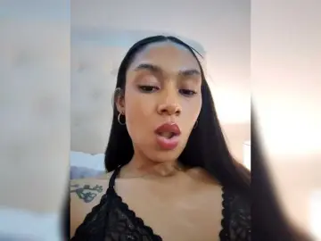 Bongacams Best live sex cam show of Leaberry