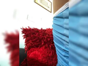 Bongacams Free Porn Cam of LittleToxic