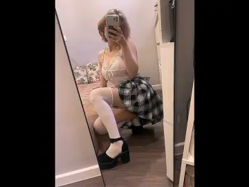 Bongacams Live Sex Cam of AideWaddick