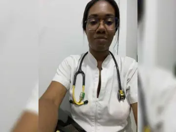 Bongacams Nude Webcam of ReginaCorleone