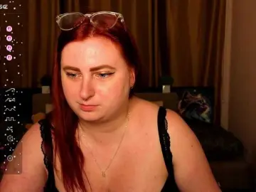 Bongacams Nude Webcam of Aliciaredluv