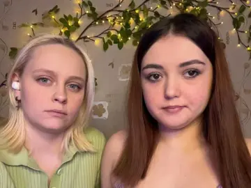 Bongacams Live Sex Cam of BellaAndAlice