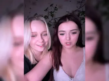 Bongacams Live Sex Cam of BellaAndAlice