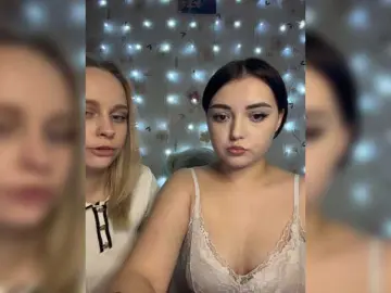 Bongacams Adult Webcam of BellaAndAlice