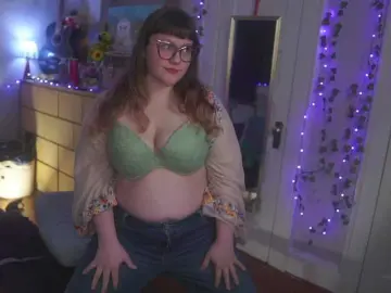 Bongacams Nude Webcam of LioRoxy