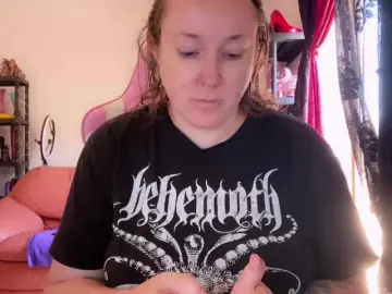 Bongacams Free Porn Cam of NylonQueen