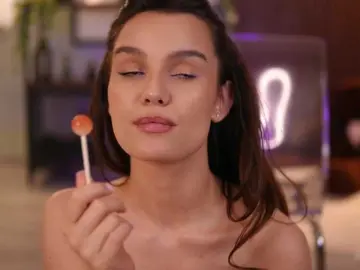 Bongacams Live Porn of LenaLaurent