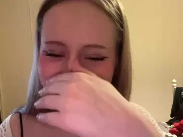 Bongacams Free Porn Cam of LolaMin