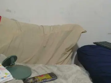 Bongacams Nude Webcam of sluttylaura