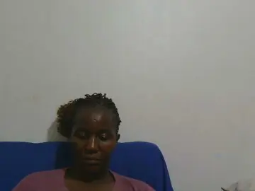 Bongacams Watch Live Sex Cams of sluttylaura