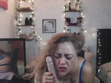 Bongacams Adult Webcams of missrosariostepmoan