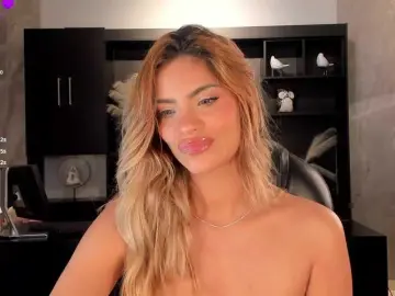 Bongacams Private Sex Chat of KyomiVelvet