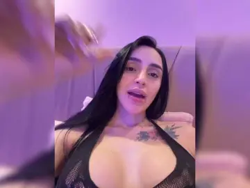 Bongacams Nude Webcam of AprilRosse