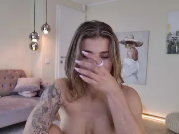 Bongacams Free Porn Cam of LennaGodess