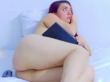 Bongacams Sex Chat of kinky-redhead18