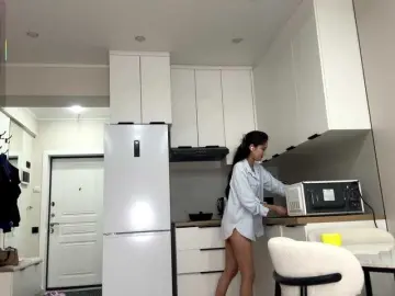 Bongacams Watch Live Sex Cams of very-hot-japanese-girl