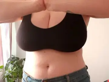 Bongacams Live Sex Cam of kittywithbig