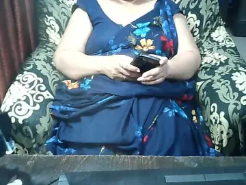 Bongacams Live Sex Cam of Indianbhabhimilf40