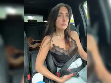 Bongacams Live Sex Cam of linahelen
