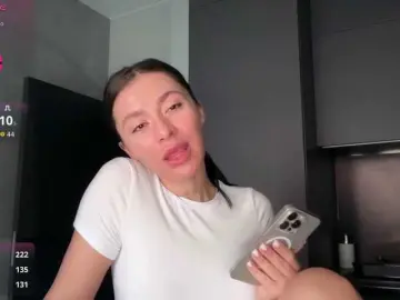 Bongacams Free Live Porn of LunaDesire