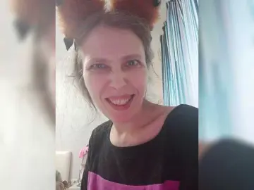 Bongacams Watch Live Sex Cams of -queen-margo-