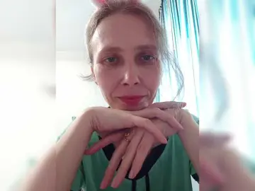 Bongacams Sex Cam of -queen-margo-