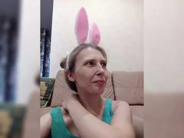 Bongacams Sex Cam of -queen-margo-