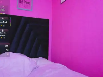 Bongacams Watch Live Sex Cams of daddysneakin