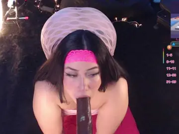 Bongacams Best live sex cam show of Emmy-Ruiz