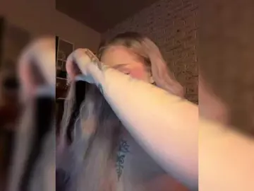 Bongacams Watch Live Sex Cams of GlamorousBlonde