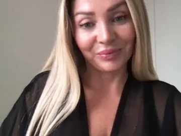 Bongacams Best live sex cam show of chloebelle