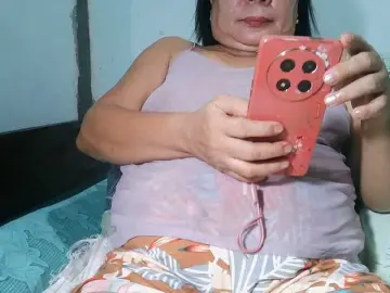 Bongacams Adult Webcam of HotMama50