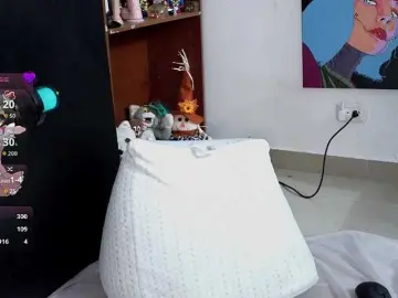 Bongacams Watch Live Sex Cams of Camila05torres