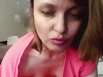 Bongacams Sex Cam of lilisexy14