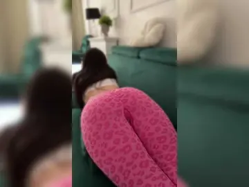 Bongacams Live Sex Cam of Chiaralovee