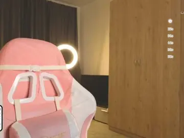Bongacams Watch Live Sex Cams of meowmeow-Mia