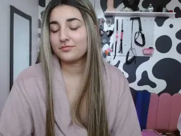 Bongacams Live Sex Cam of hi-elora