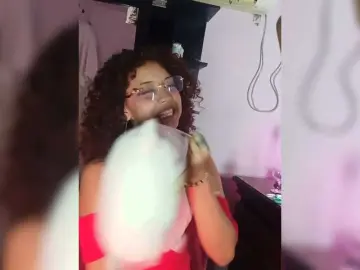 Bongacams Live Porn of milanxbunny333